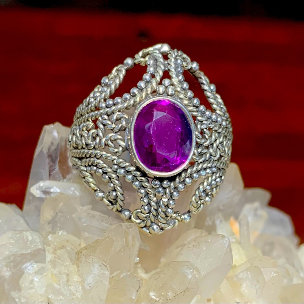 Solid sterling alexandrite ring